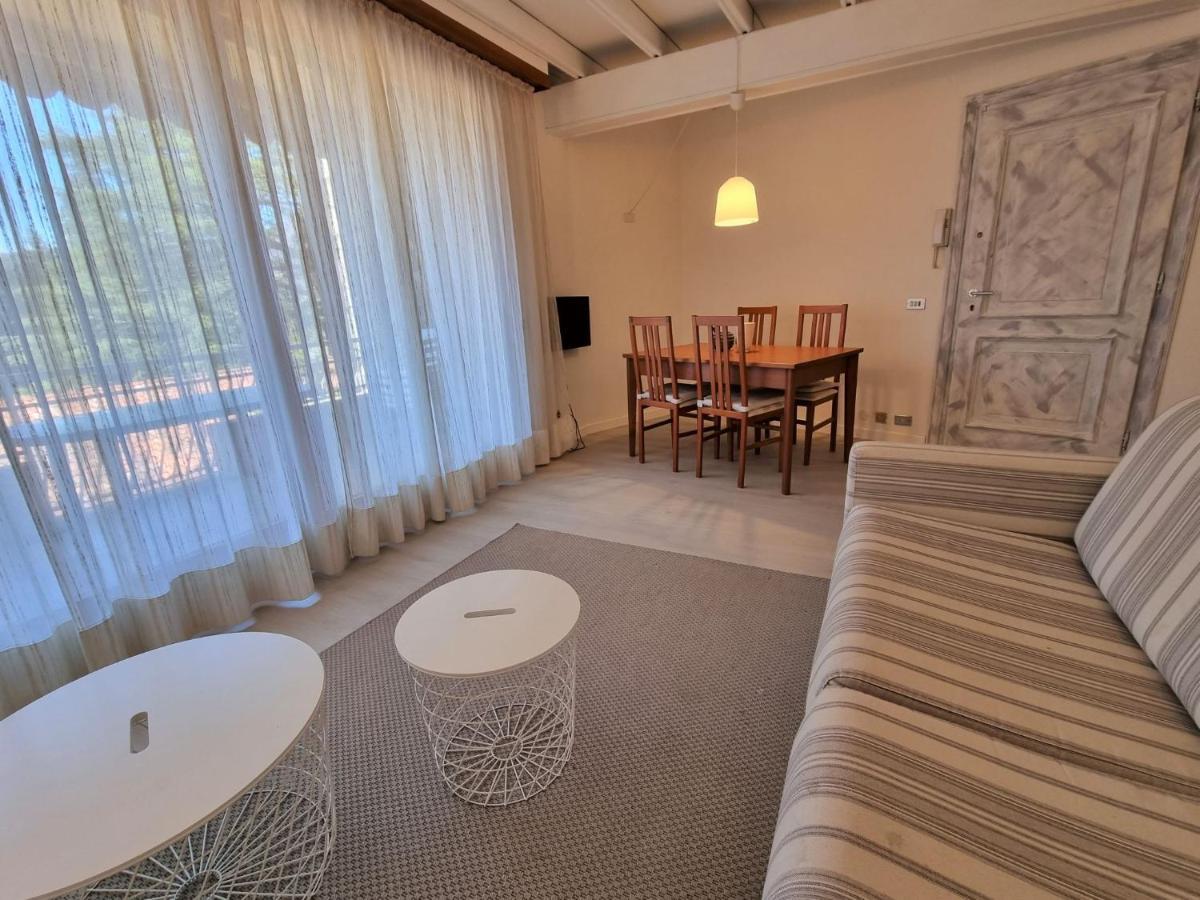 Apartment Hermitage-5 By Interhome Porto Valtravaglia Exteriér fotografie