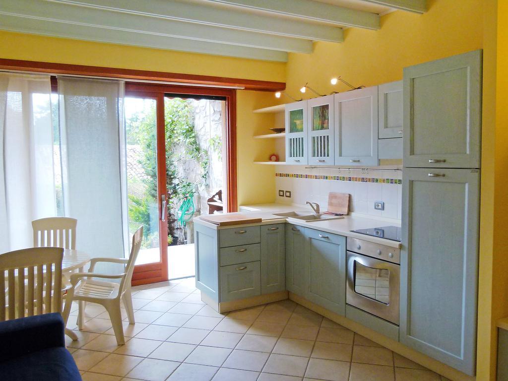 Apartment Hermitage-5 By Interhome Porto Valtravaglia Pokoj fotografie